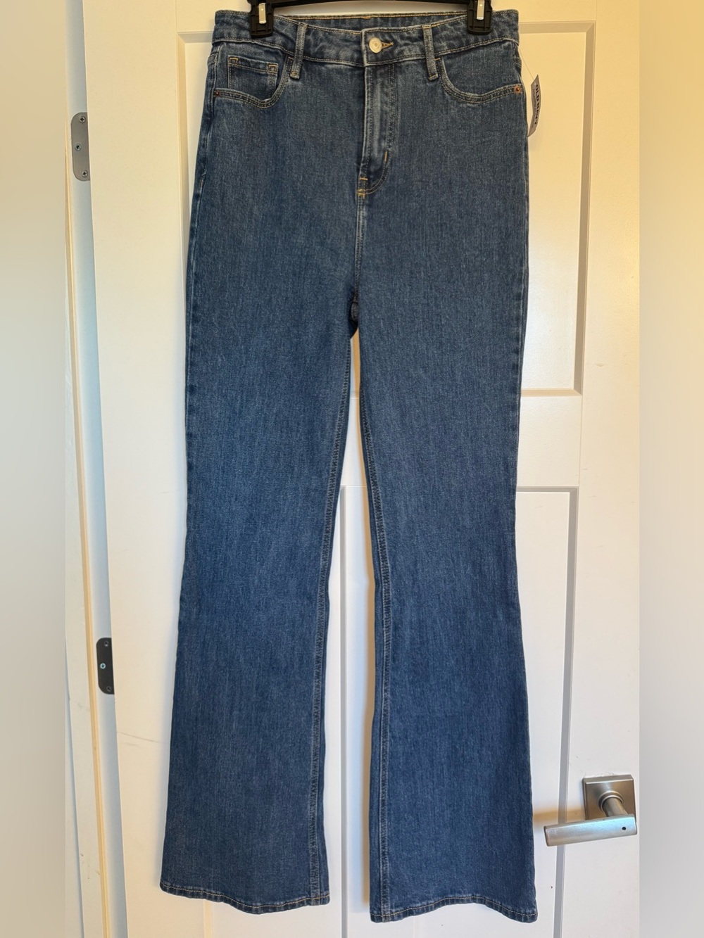 6 Tall Old Navy Women's Dark Blue Flare Jeans